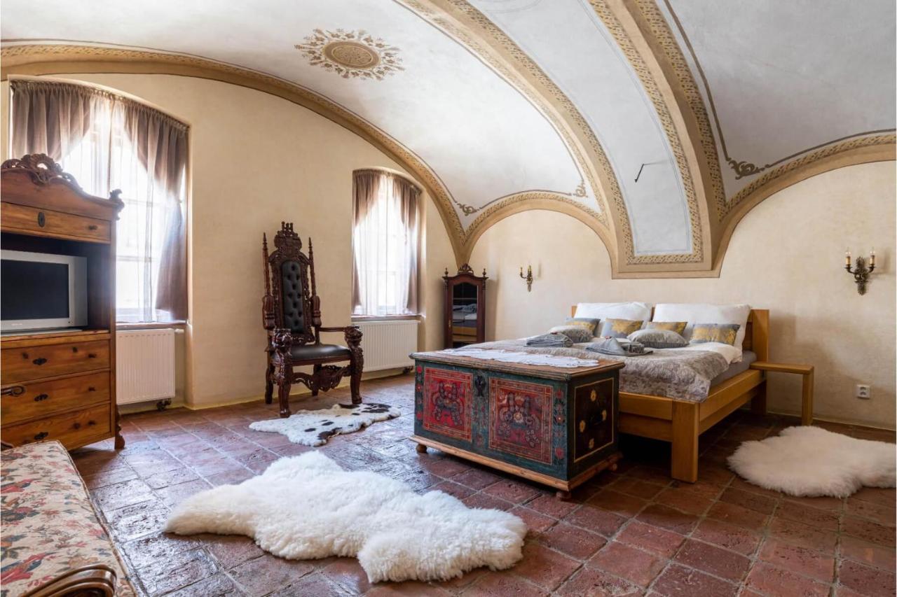 Apartament Ambrozuv Dvur Pouzdrany Zewnętrze zdjęcie